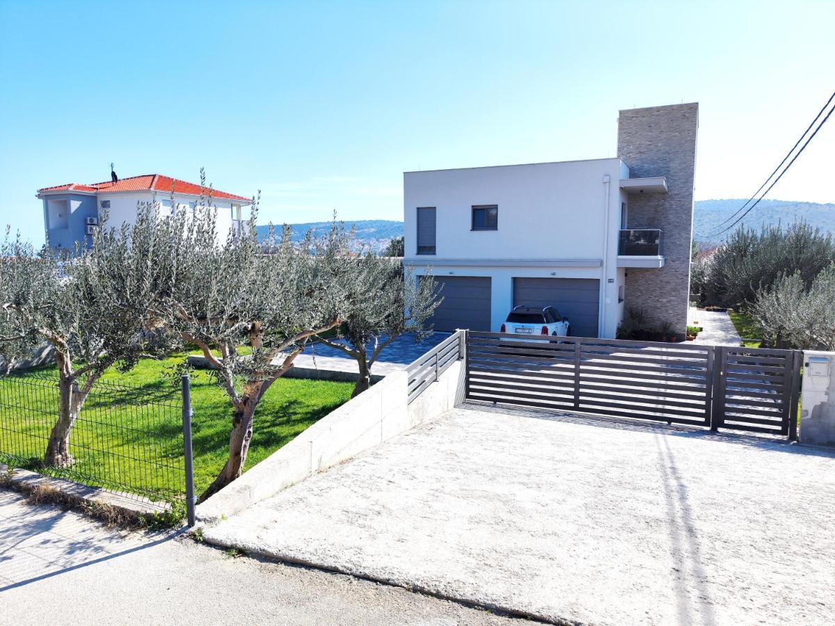 Olives Garden Trogir Exterior foto