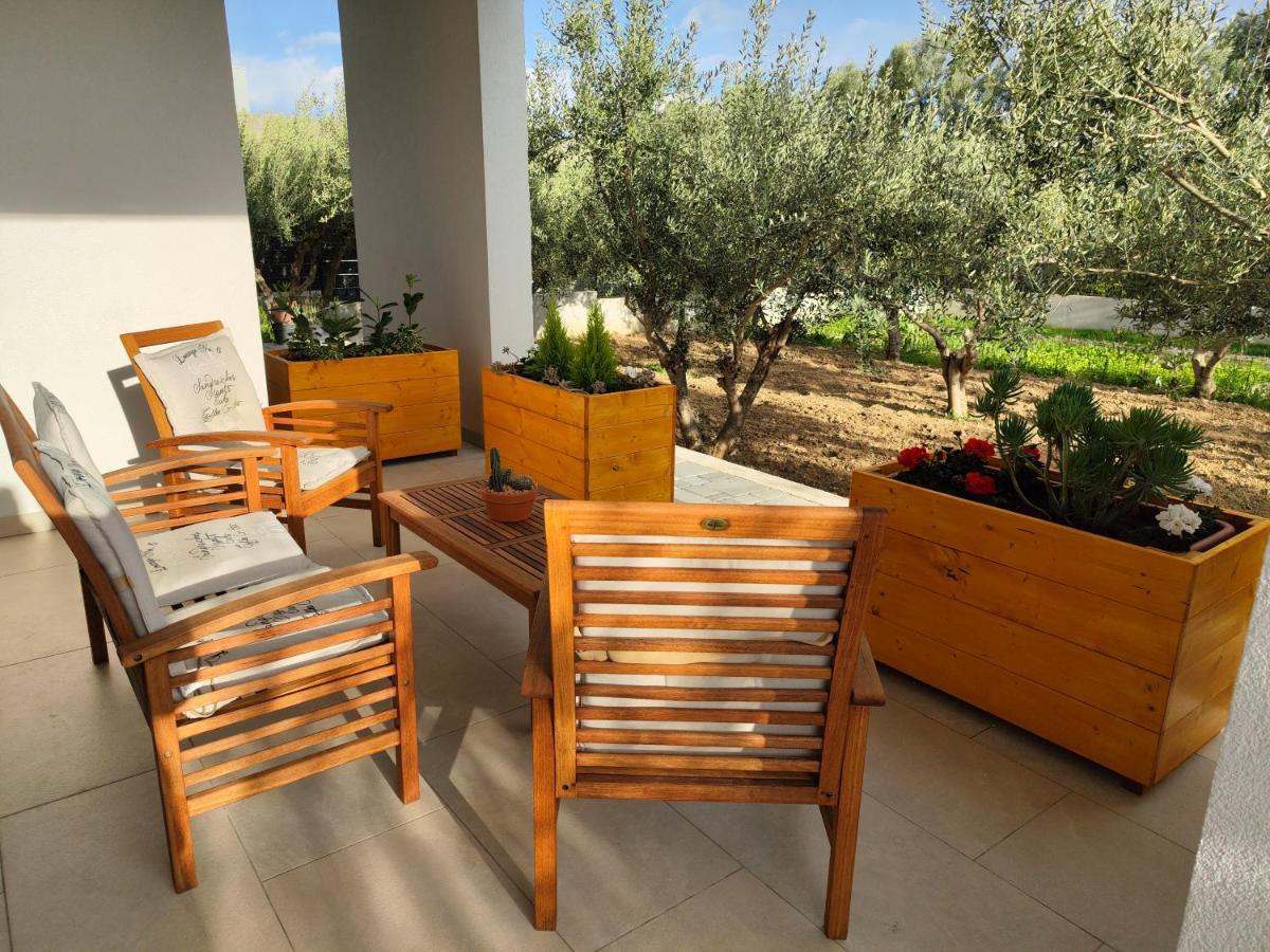 Olives Garden Trogir Exterior foto